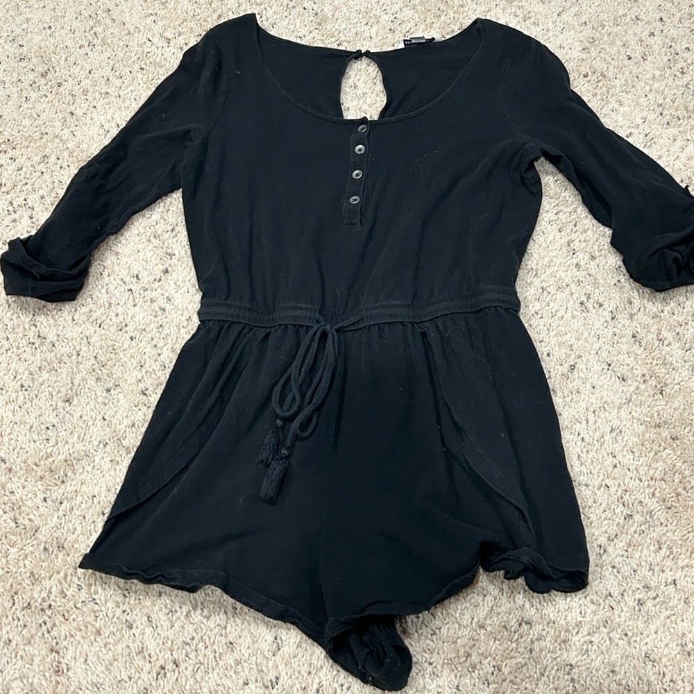 American Eagle Black Buttoned 3/4 Sleeve Romper size M